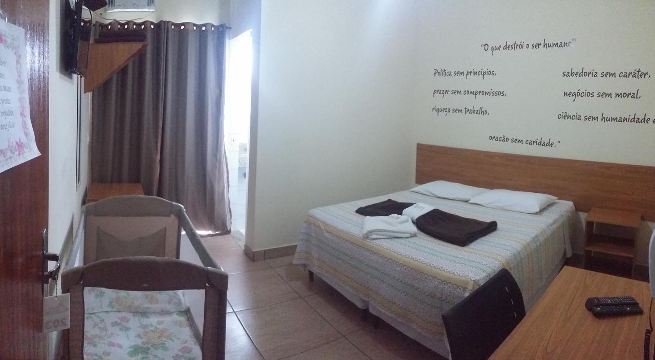 Standard Suite,199646398:JPEG